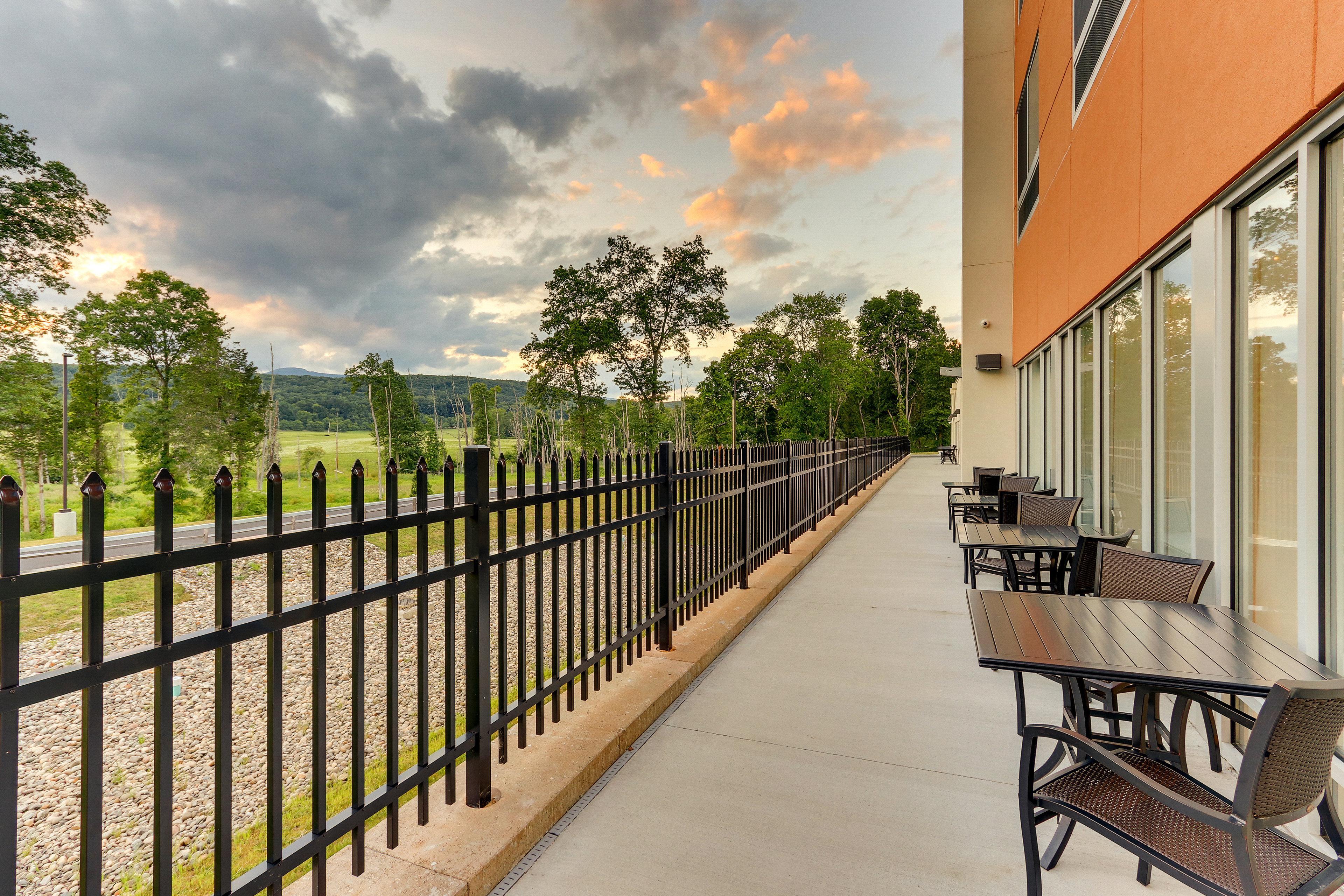 Holiday Inn Express & Suites - Saugerties - Hudson Valley By Ihg Exteriör bild